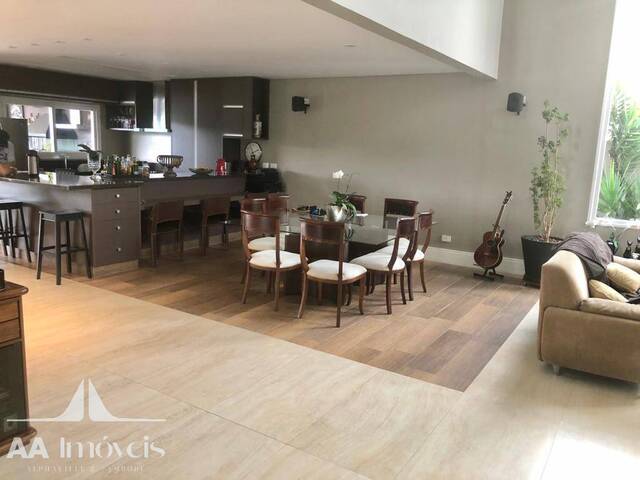 Casa para Venda em Santana de Parnaíba - 5