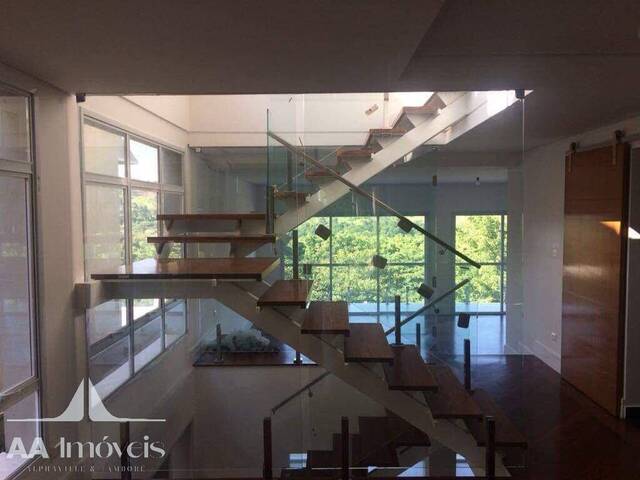 #67 - Casa para Venda em Santana de Parnaíba - SP