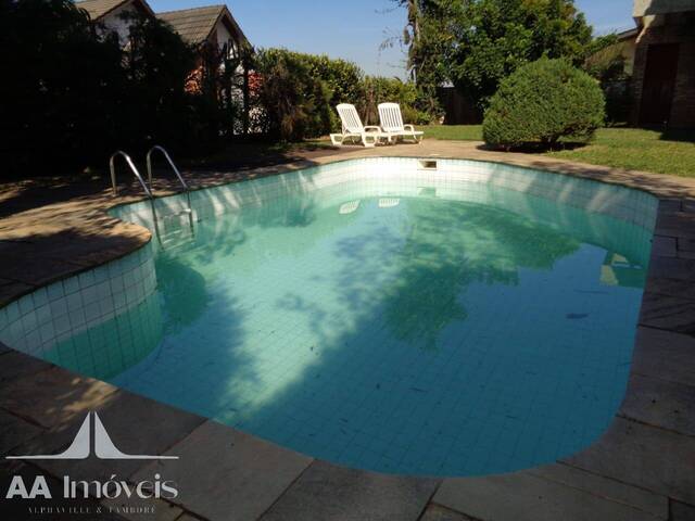 #100 - Casa para Venda em Santana de Parnaíba - SP