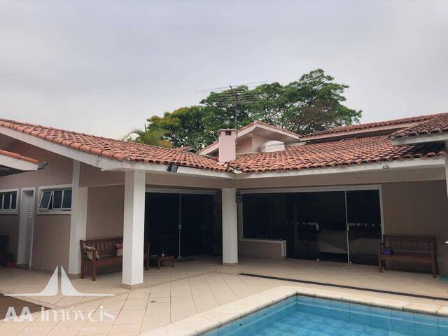 #105 - Casa para Venda em Santana de Parnaíba - SP