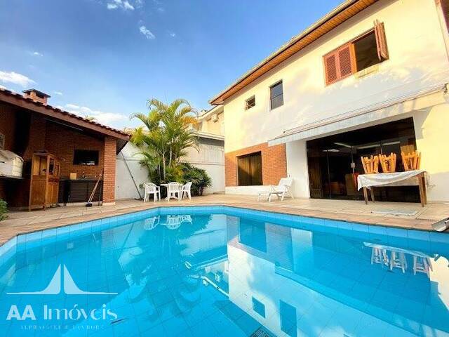 #123 - Casa para Venda em Santana de Parnaíba - SP