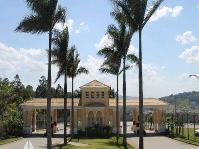 Casa para Venda em Santana de Parnaíba - 5