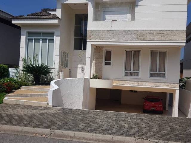 Casa para Venda em Santana de Parnaíba - 4