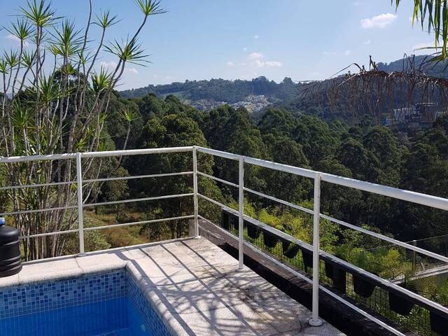 #176 - Casa para Venda em Santana de Parnaíba - SP