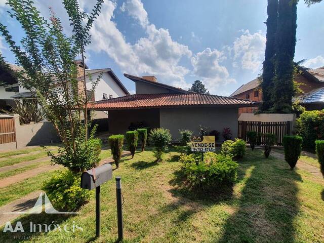 #186 - Casa para Venda em Santana de Parnaíba - SP