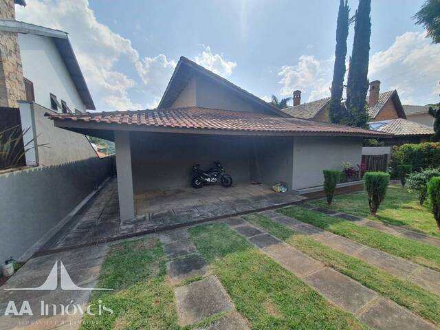 #186 - Casa para Venda em Santana de Parnaíba - SP