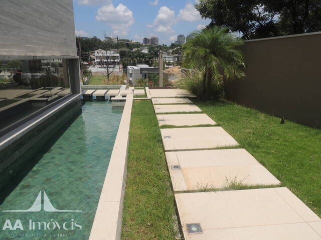 Casa para Venda em Santana de Parnaíba - 4
