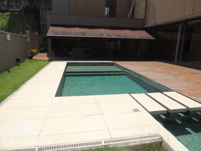 Casa para Venda em Santana de Parnaíba - 5