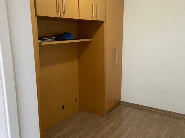 #240 - Apartamento para Venda em Barueri - SP