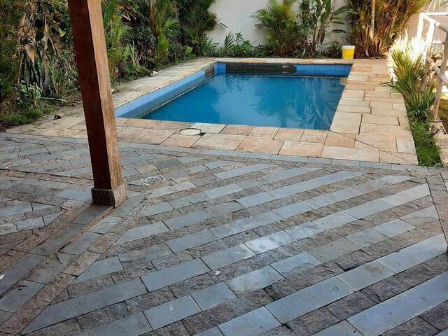 #263 - Casa para Venda em Santana de Parnaíba - SP
