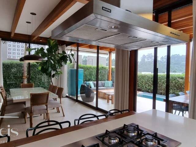 Casa para Venda em Santana de Parnaíba - 5