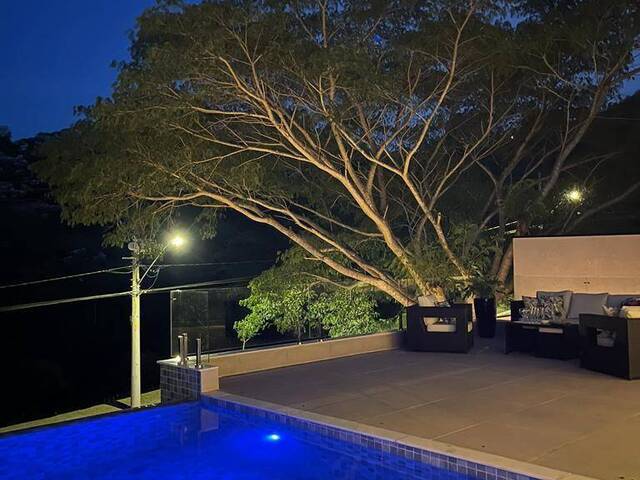 #316 - Casa para Venda em Santana de Parnaíba - SP