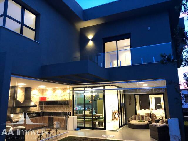 #318 - Casa para Locação em Santana de Parnaíba - SP