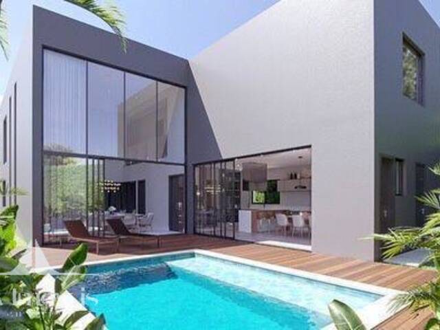 #335 - Casa para Locação em Santana de Parnaíba - SP