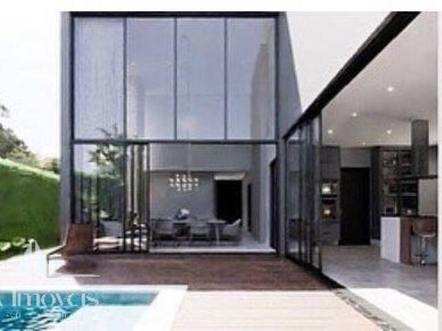 #335 - Casa para Locação em Santana de Parnaíba - SP