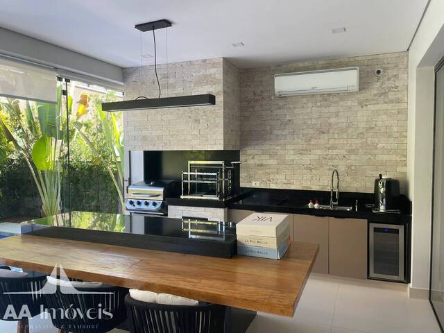 Casa para Venda em Santana de Parnaíba - 5