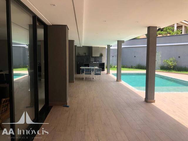 #400 - Casa para Venda em Santana de Parnaíba - SP