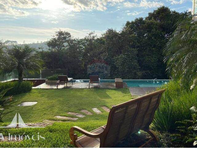 Casa para Venda em Santana de Parnaíba - 4