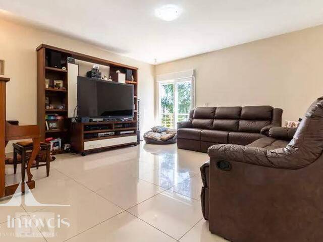 Casa para Venda em Santana de Parnaíba - 5