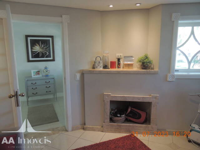 #472 - Casa para Venda em Santana de Parnaíba - SP