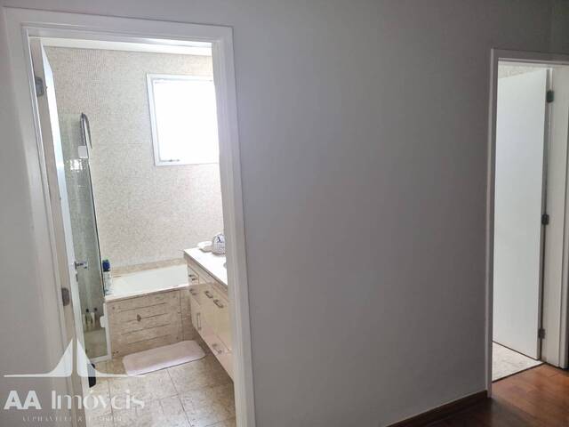 Apartamento para Venda em Santana de Parnaíba - 5