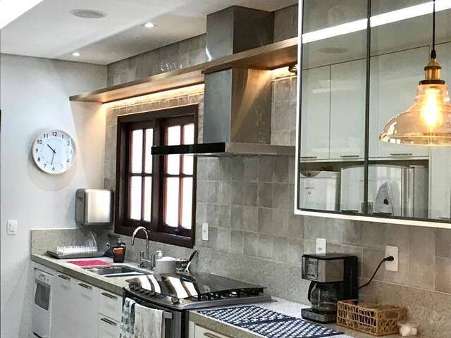 Casa para Venda em Santana de Parnaíba - 5
