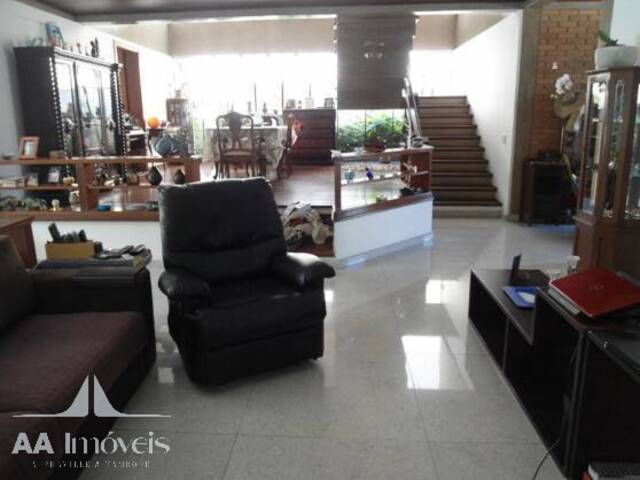 Casa para Venda em Santana de Parnaíba - 4