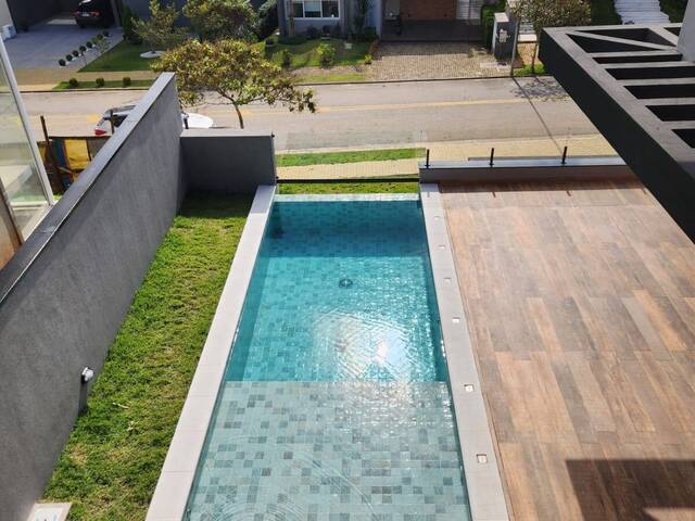Casa para Venda em Santana de Parnaíba - 4