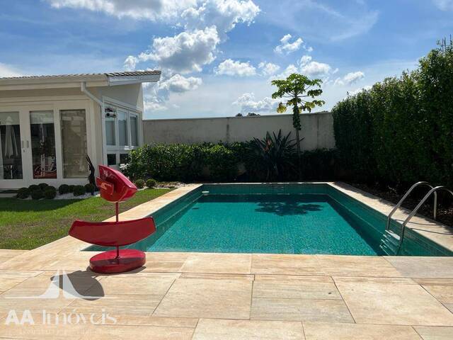 #546 - Casa para Venda em Santana de Parnaíba - SP