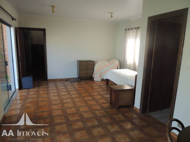 Casa para Venda em Santana de Parnaíba - 5