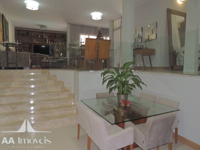 Casa para Venda em Santana de Parnaíba - 4