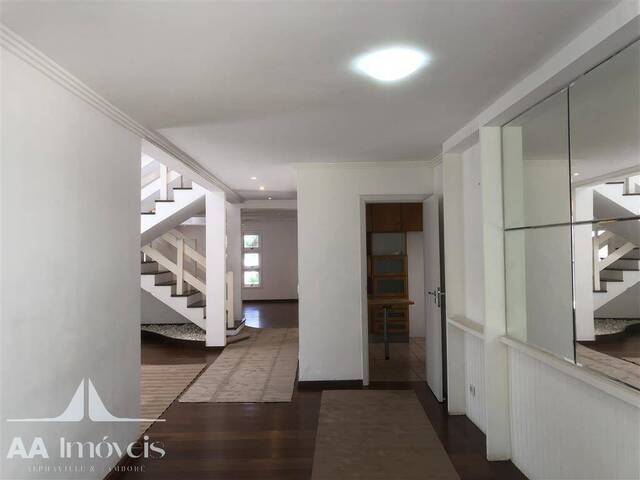 Casa para Venda em Santana de Parnaíba - 4