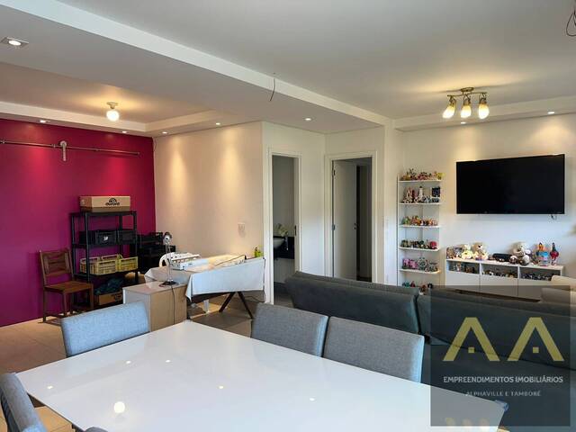 #608 - Apartamento para Venda em Santana de Parnaíba - SP