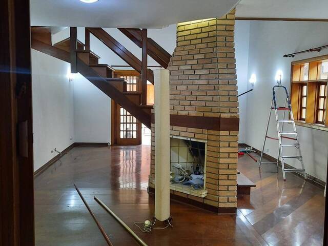 #613 - Casa para Venda em Santana de Parnaíba - SP