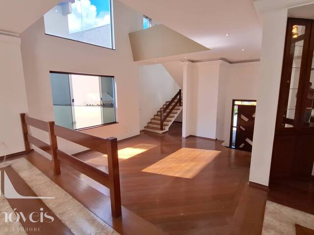 Casa para Venda em Santana de Parnaíba - 4