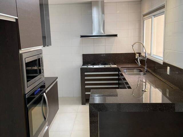 Apartamento para Venda em Santana de Parnaíba - 5