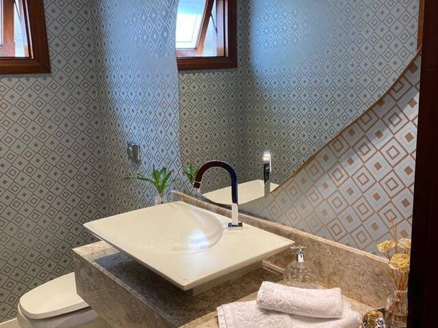 Casa para Venda em Santana de Parnaíba - 5