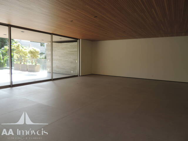 #648 - Casa para Venda em Barueri - SP