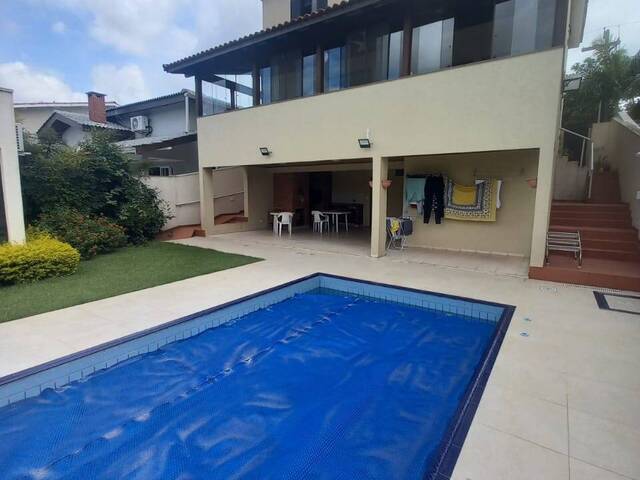 #650 - Casa para Venda em Santana de Parnaíba - SP