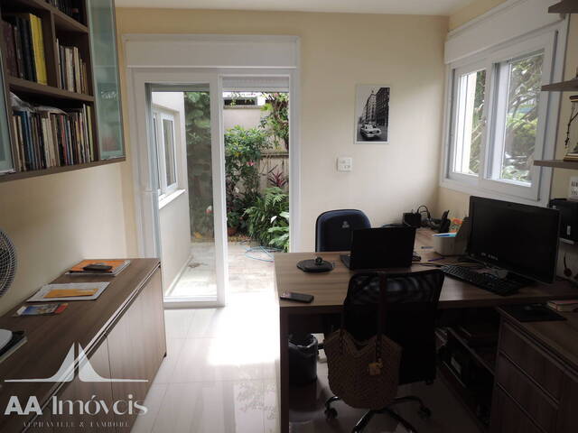 #664 - Casa para Venda em Santana de Parnaíba - SP