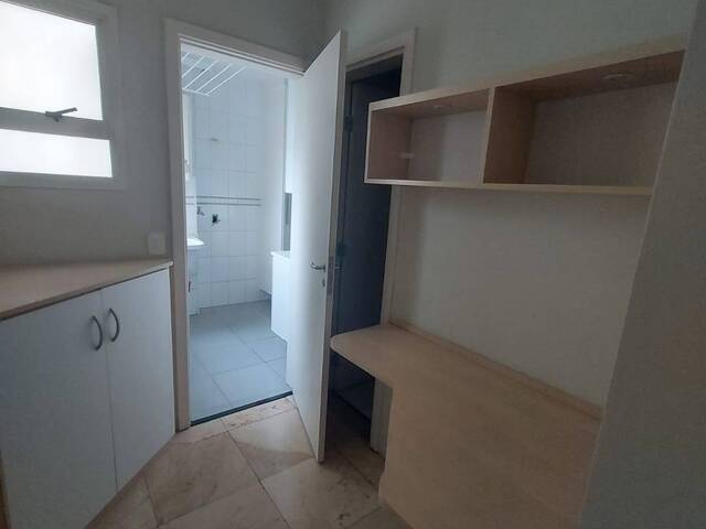 Apartamento para Venda em Santana de Parnaíba - 5