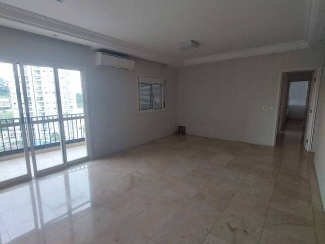 #680 - Apartamento para Venda em Santana de Parnaíba - SP