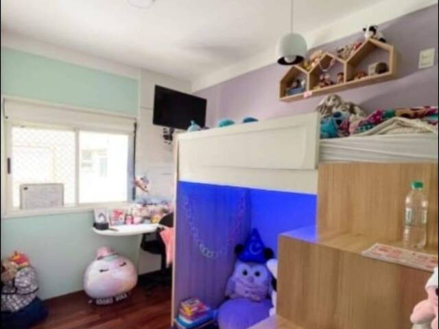 Apartamento para Venda em Santana de Parnaíba - 5