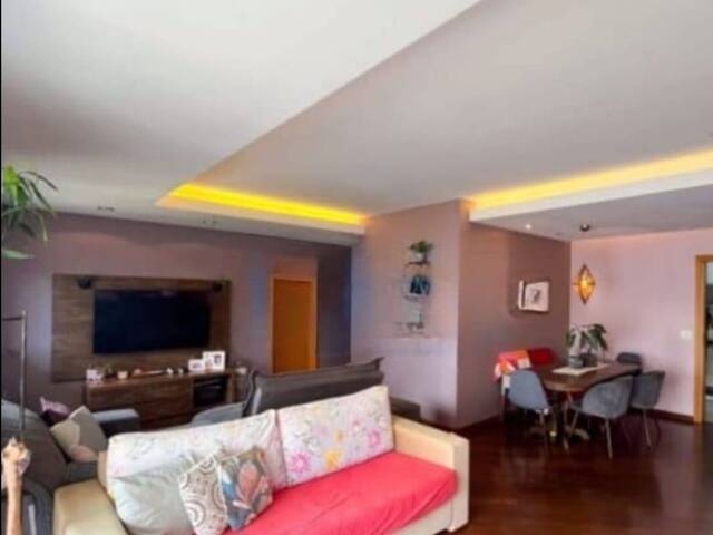 #681 - Apartamento para Venda em Santana de Parnaíba - SP