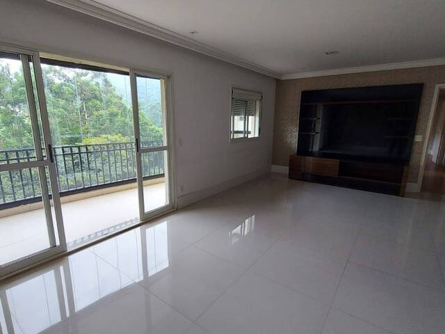 #682 - Apartamento para Venda em Santana de Parnaíba - SP