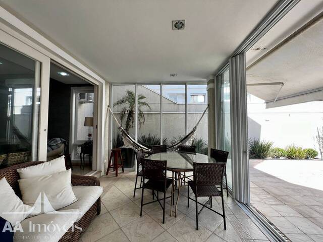 Casa para Venda em Santana de Parnaíba - 5