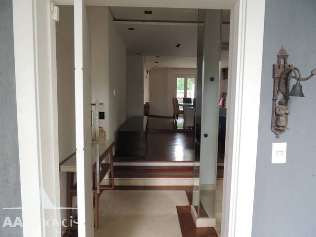Casa para Locação em Santana de Parnaíba - 1