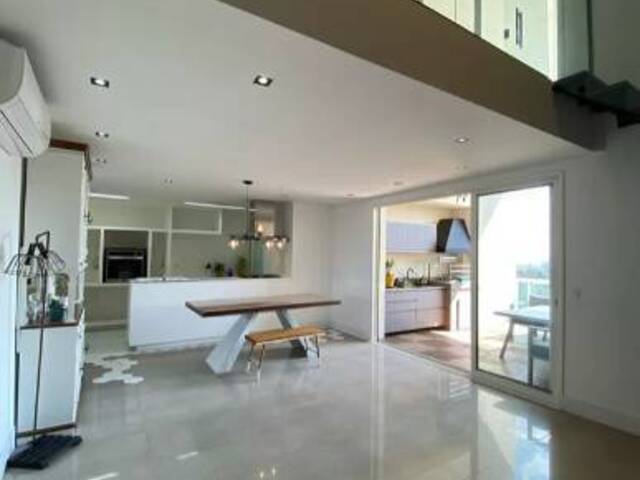 #717 - Apartamento para Venda em Barueri - SP