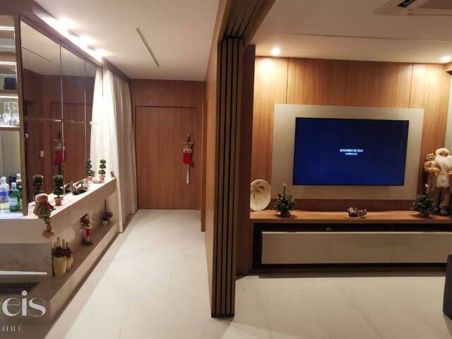 #731 - Casa para Venda em Santana de Parnaíba - SP