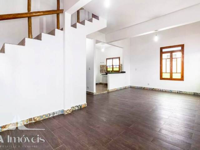 Casa para Venda em Santana de Parnaíba - 5
